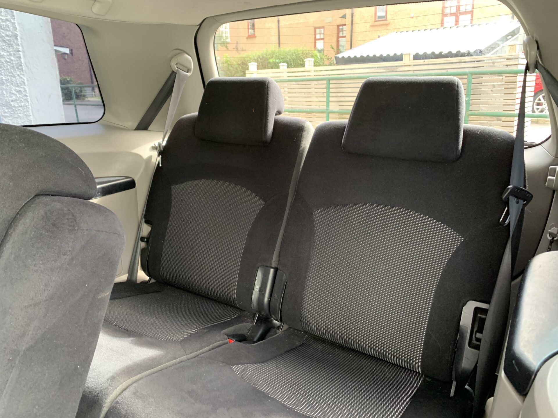 Mitsubishi grandis разбор