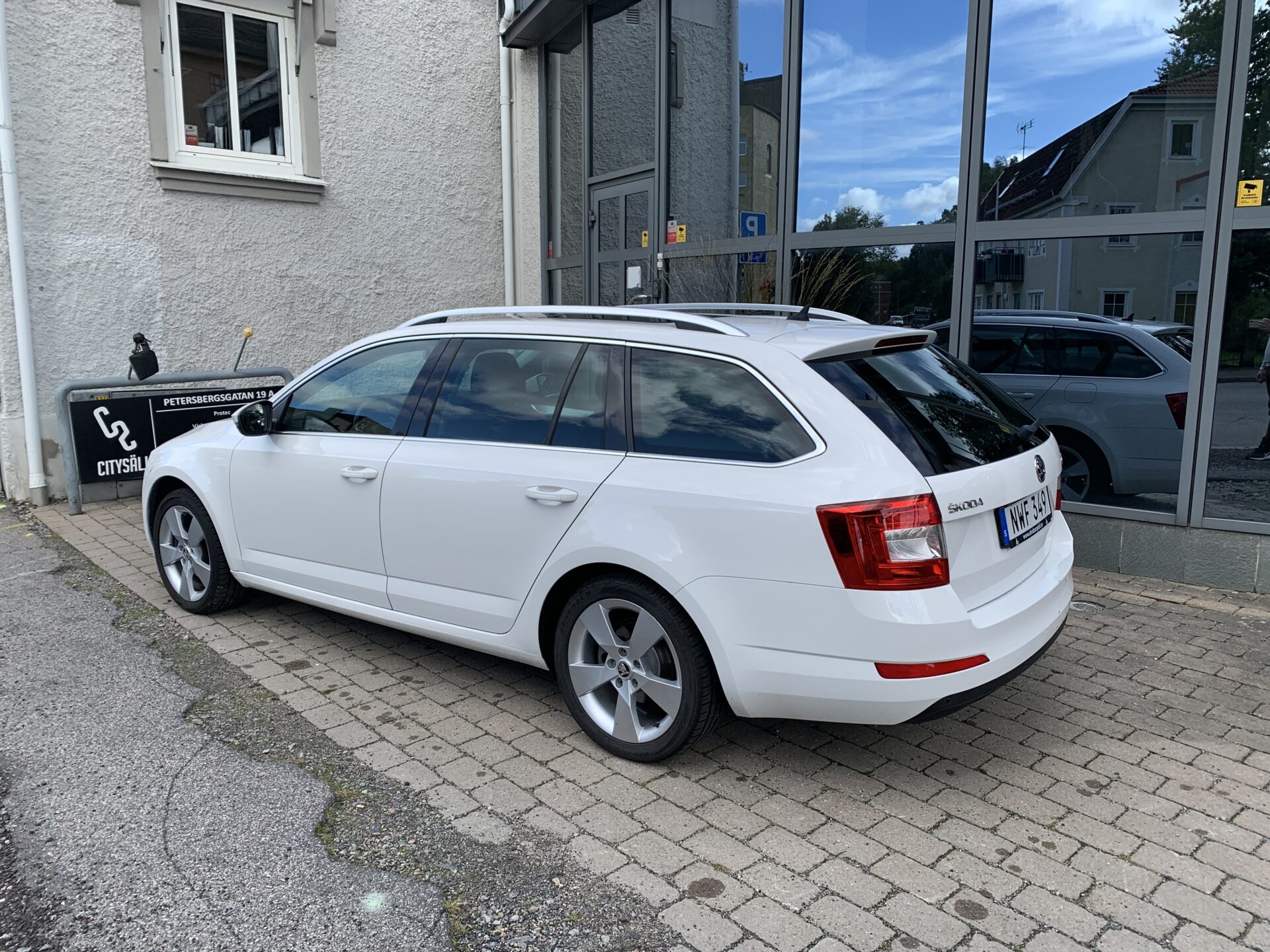 Skoda cng octavia